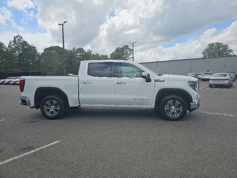 Used 2025 GMC Sierra 1500 SLT AWD/4WD image 6