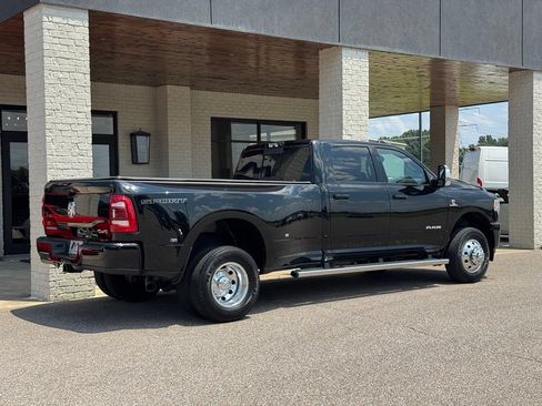 Used 2024 RAM 3500 Laramie w/ Sport Appearance Package AWD/4WD image 14