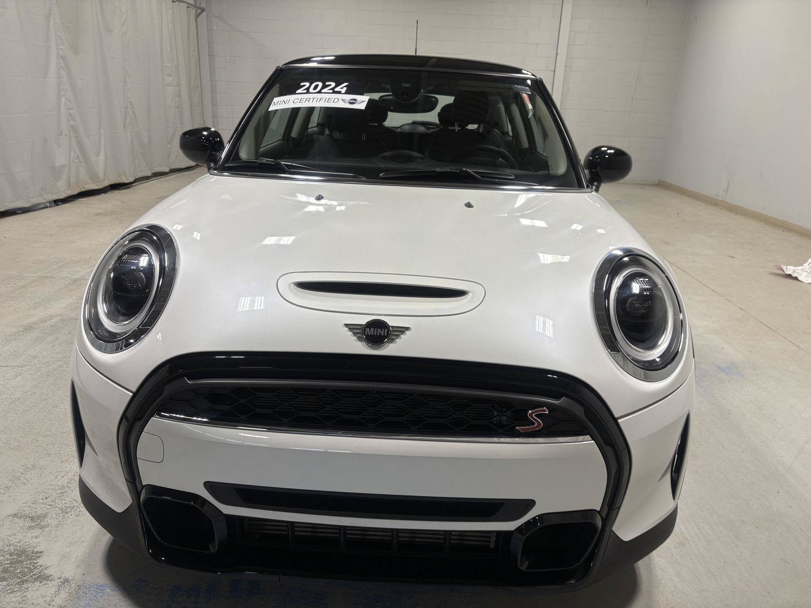 Used 2024 MINI Cooper S FWD image 11