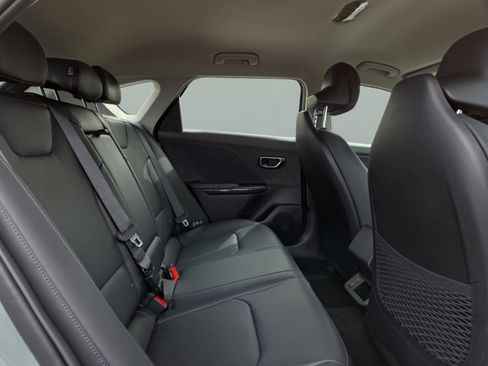 New 2026 Kia K4 EX FWD image 16