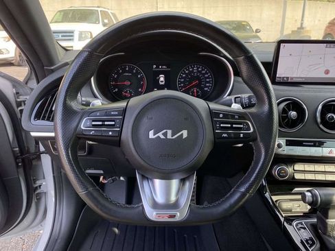 Used 2022 Kia Stinger GT-Line image 21