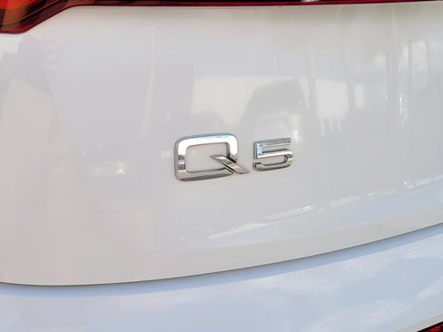 Used 2018 Audi Q5 2.0T Premium Plus image 32