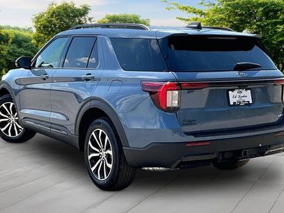 New 2026 Ford Explorer ST-Line