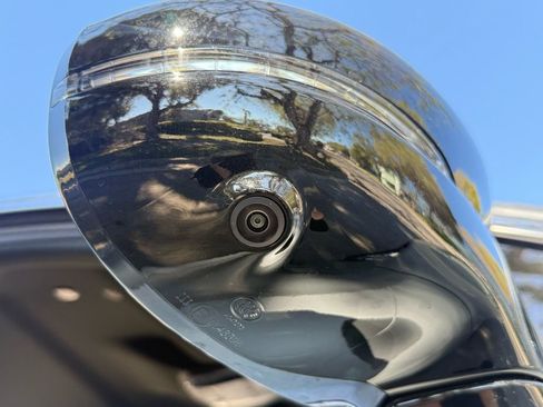 New 2026 Chrysler Pacifica Select image 36