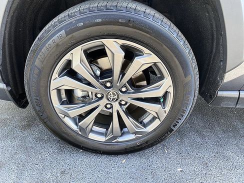 Certified 2023 Toyota RAV4 XLE Premium image 8