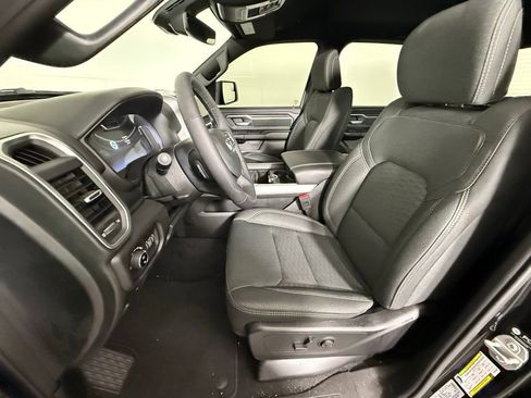 Used 2026 RAM 1500 Big Horn AWD/4WD image 5