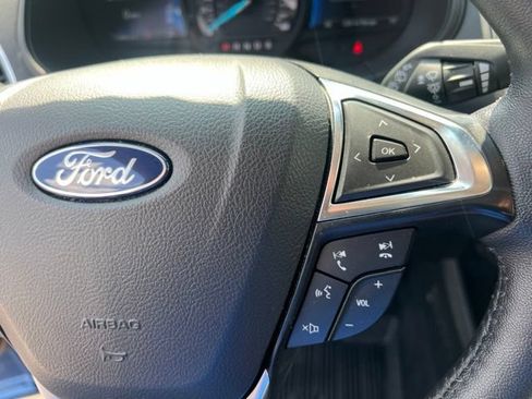 Used 2024 Ford Edge Titanium AWD/4WD image 29