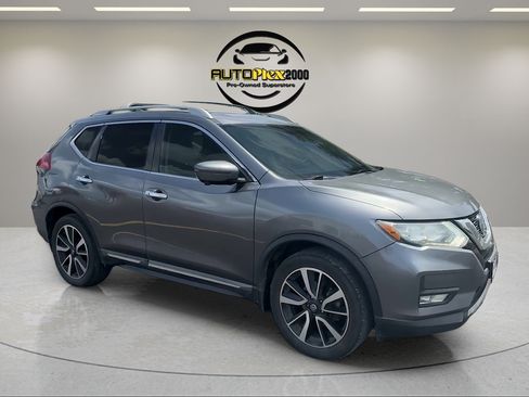 Used 2020 Nissan Rogue SL w/ Premium Package FWD image 1