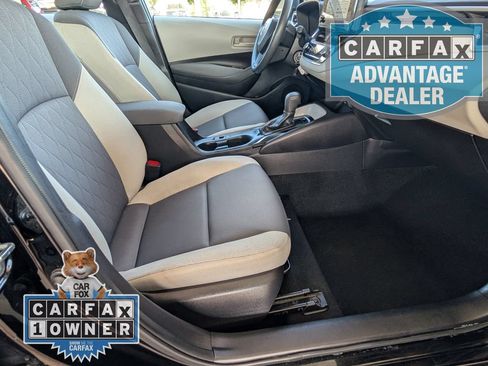 Used 2025 Toyota Corolla LE FWD image 21