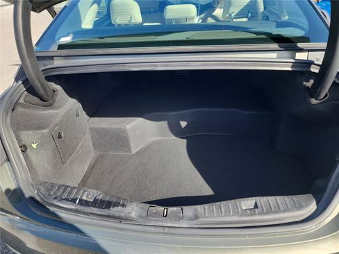 Used 2017 Lincoln MKZ Reserve image 18