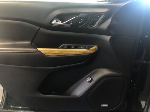 Used 2017 GMC Acadia Denali FWD image 16