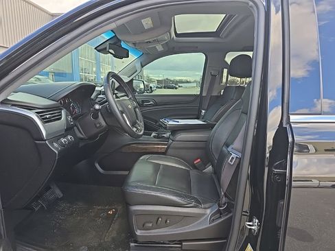 Used 2015 Chevrolet Tahoe LT w/ Luxury Package AWD/4WD image 7