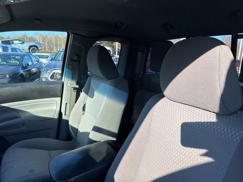 Used 2012 Toyota Tacoma PreRunner image 7