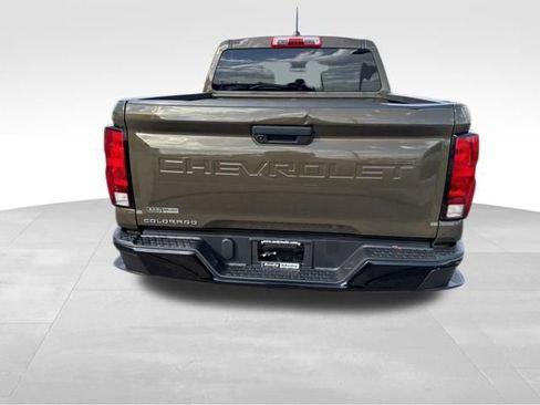 Used 2023 Chevrolet Colorado W/T image 12