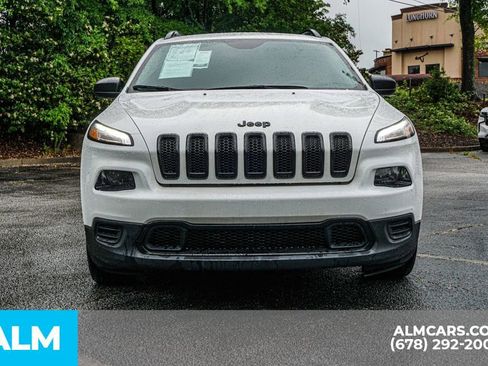 Used 2016 Jeep Cherokee Sport FWD image 10