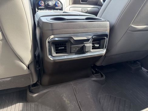 Used 2022 Chevrolet Silverado 1500 LTZ w/ LTZ Premium Texas Edition AWD/4WD image 9