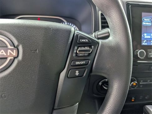 Used 2023 Nissan Frontier SV w/ Technology Package image 25