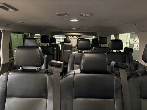 Used 2024 Ford Transit 350 XL image 36