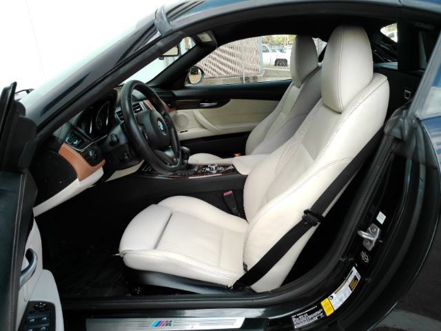 Used 2015 BMW Z4 sDrive28i RWD image 19
