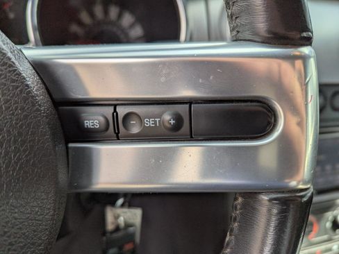 Used 2008 Ford Mustang GT RWD image 17