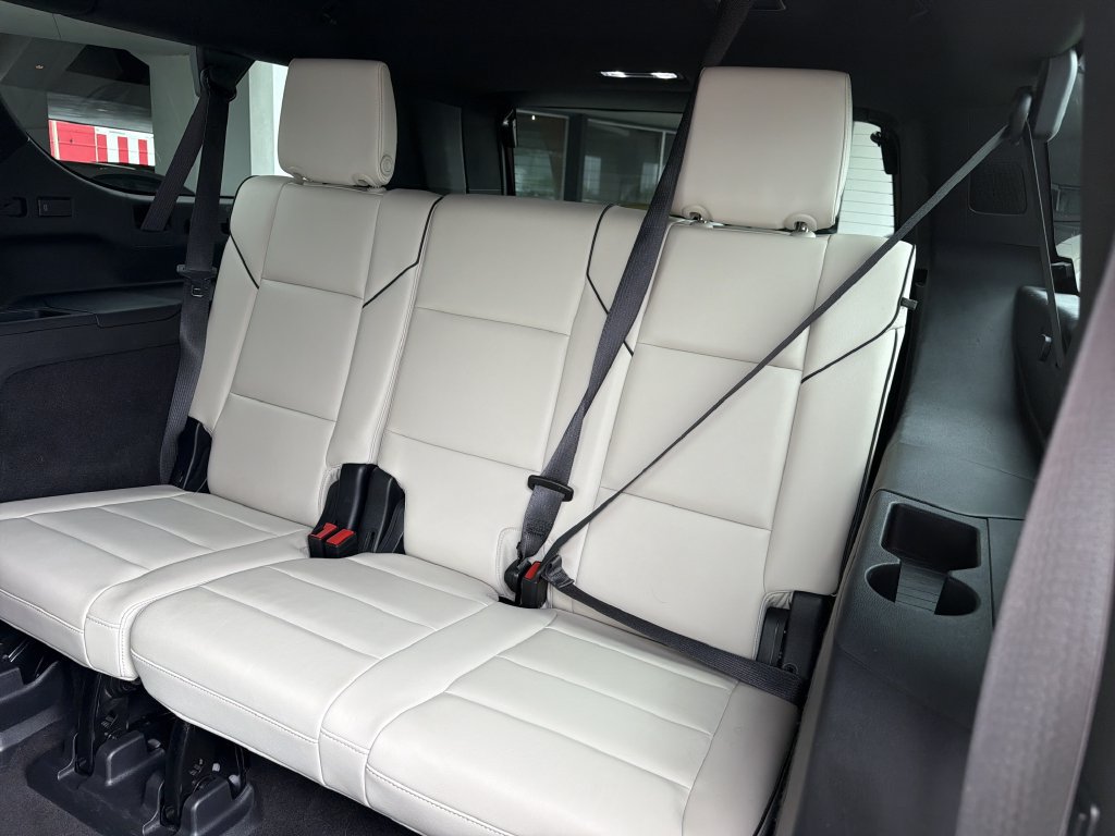 Certified 2022 Cadillac Escalade ESV Sport w/ Touring Package RWD image 19