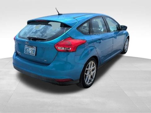 Used 2015 Ford Focus SE w/ Equipment Group 201A FWD image 3