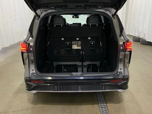 Certified 2021 Toyota Sienna XSE w/ XSE Plus Package image 12