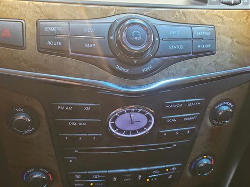 Used 2014 INFINITI QX80 4WD w/ Theater Package image 38