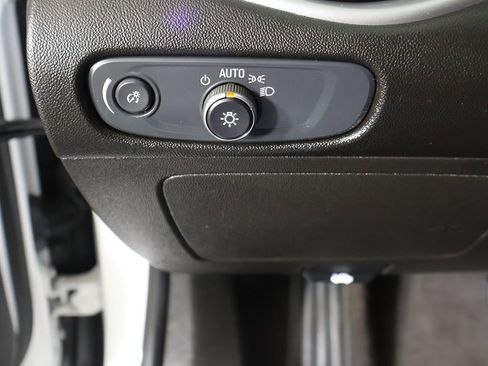 Used 2024 Chevrolet Malibu LT FWD image 31