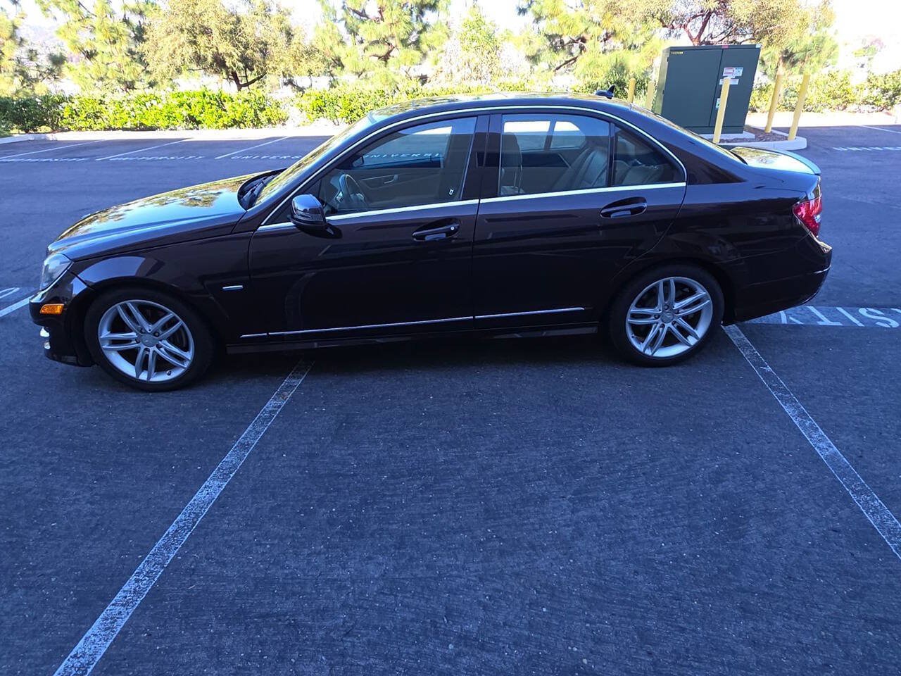 Used 2012 Mercedes-Benz C 250 Sedan image 25