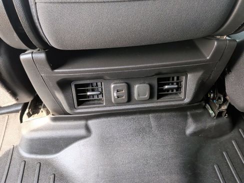 Used 2020 Chevrolet Silverado 1500 LT w/ Texas Edition image 36