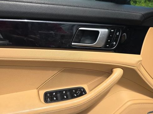 Used 2019 Porsche Panamera 4 AWD/4WD image 22