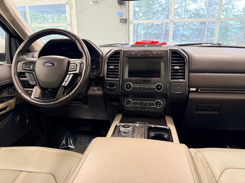 Used 2020 Ford Expedition Max Limited w/ Equipment Group 302A image 41