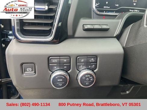 Used 2025 GMC Sierra 3500 Denali Ultimate AWD/4WD image 32