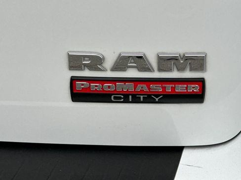 Used 2022 RAM ProMaster City Wagon w/ Lights & Wheels Group image 24