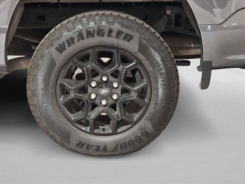 Used 2026 Ford F150 XLT w/ XLT Black Appearance Package AWD/4WD image 18