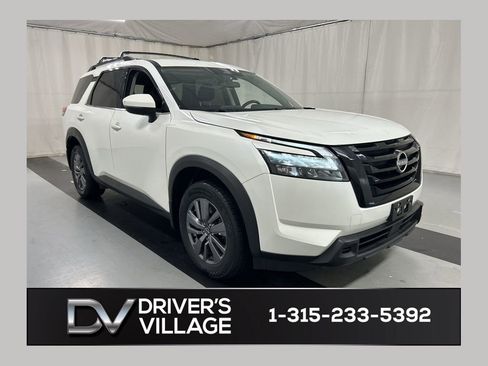 Used 2023 Nissan Pathfinder SV w/ Black Appearance Package image 1