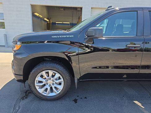 Used 2024 Chevrolet Silverado 1500 Custom AWD/4WD image 17