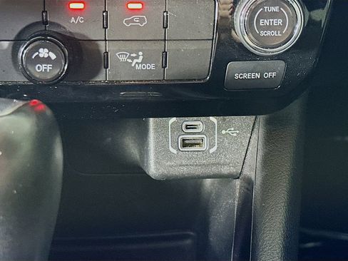Used 2022 Jeep Compass Latitude AWD/4WD image 29