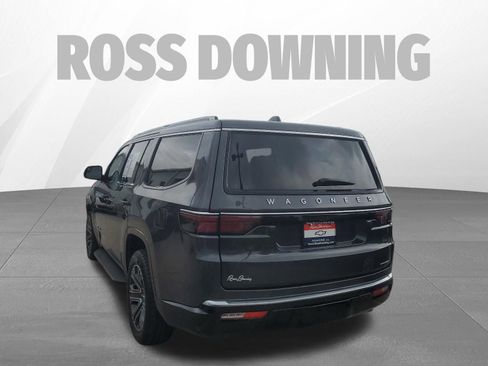 Used 2024 Jeep Wagoneer Series II w/ Flexible Seating Group RWD image 6