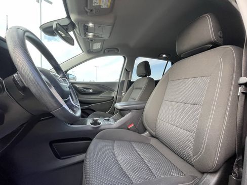 Used 2022 GMC Terrain SLE w/ Driver Convenience Package image 21