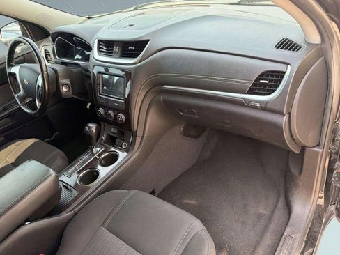Used 2016 Chevrolet Traverse LT AWD/4WD image 29