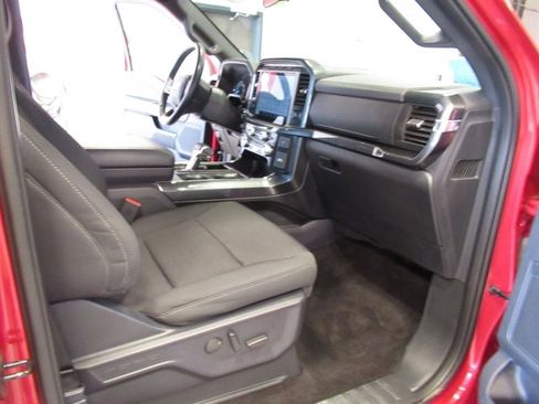 Used 2022 Ford F150 XLT w/ Equipment Group 302A High AWD/4WD image 13