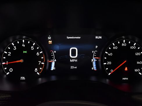 New 2026 Jeep Compass Latitude w/ Sun and Sound Group AWD/4WD image 23