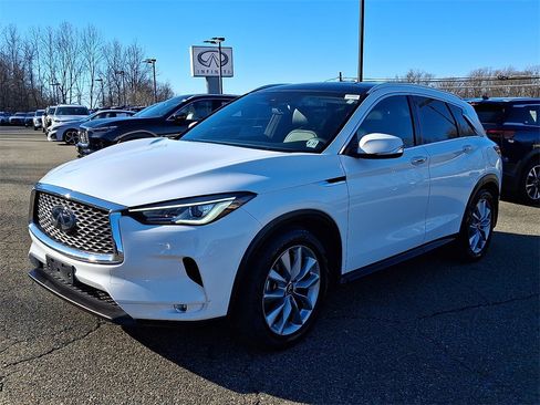 Used 2022 INFINITI QX50 Luxe image 3