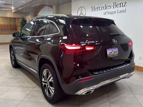 Certified 2025 Mercedes-Benz GLA 250 image 6