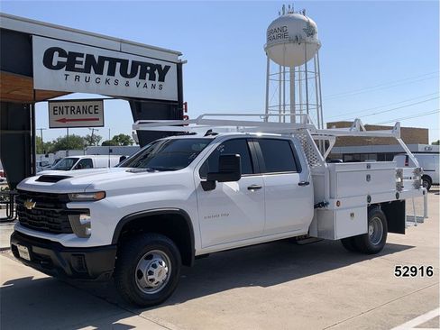 Used 2025 Chevrolet Silverado 3500 W/T RWD image 1