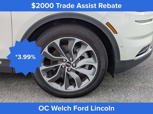 Certified 2023 Lincoln Nautilus Reserve w/ Equipment Group 201A AWD/4WD image 8