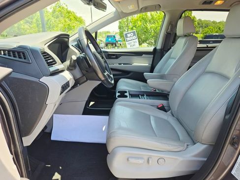Used 2020 Honda Odyssey EX-L image 16