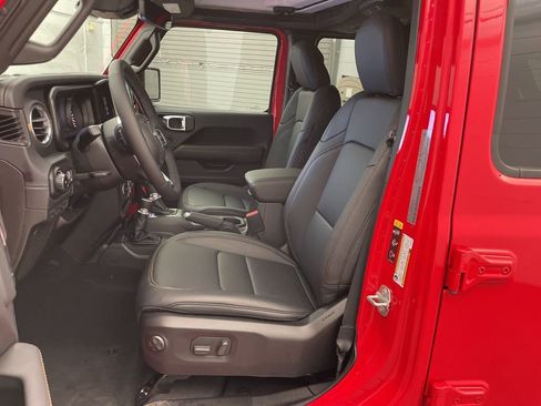 New 2025 Jeep Wrangler Sahara image 15